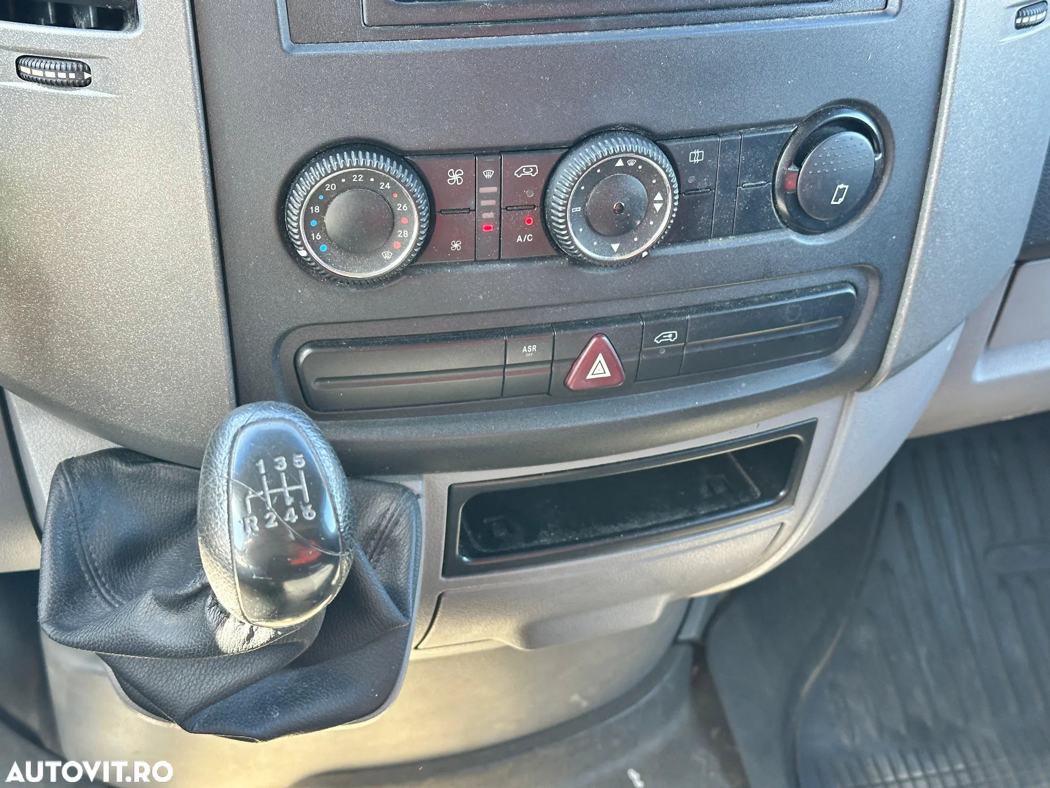 Mercedes-Benz Sprinter 319Cdi - 9