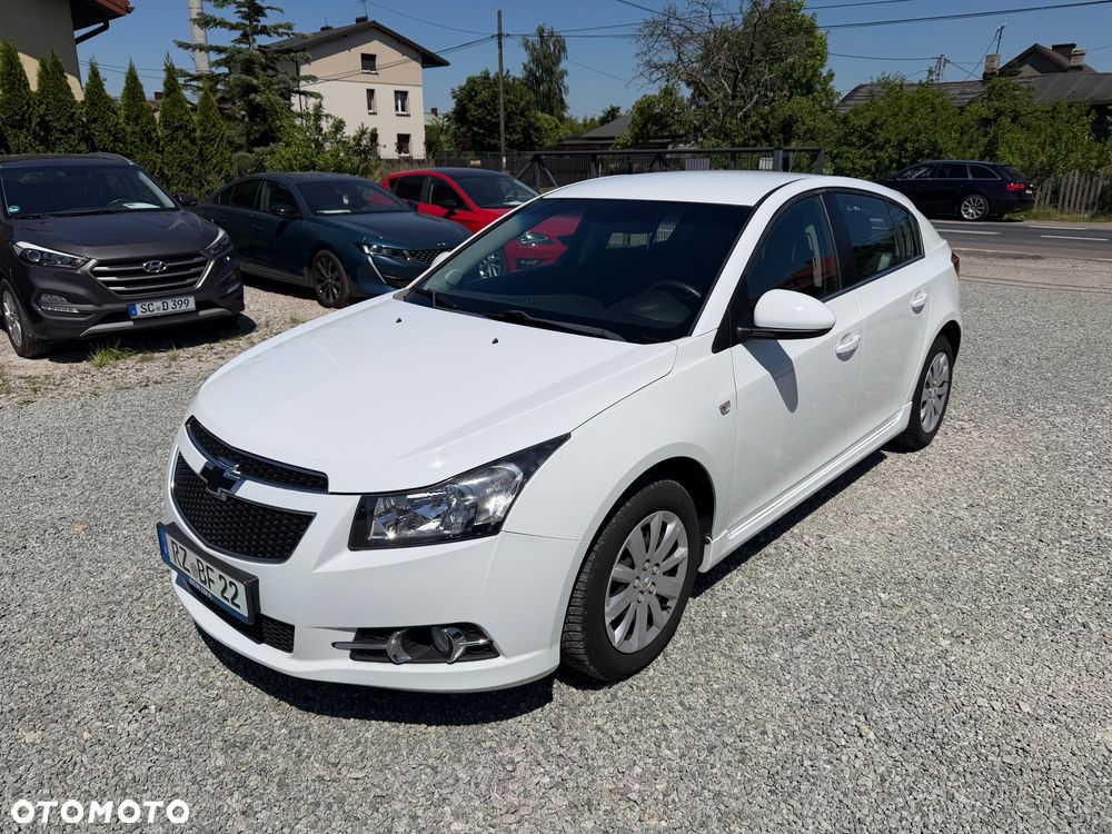 Chevrolet Cruze 1.6 LT - 14