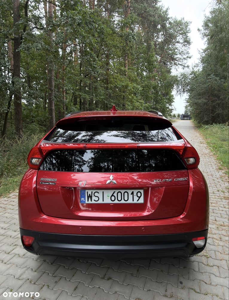 Mitsubishi Eclipse Cross - 8