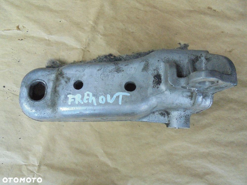 Freemont łapa silnika dolna - 1