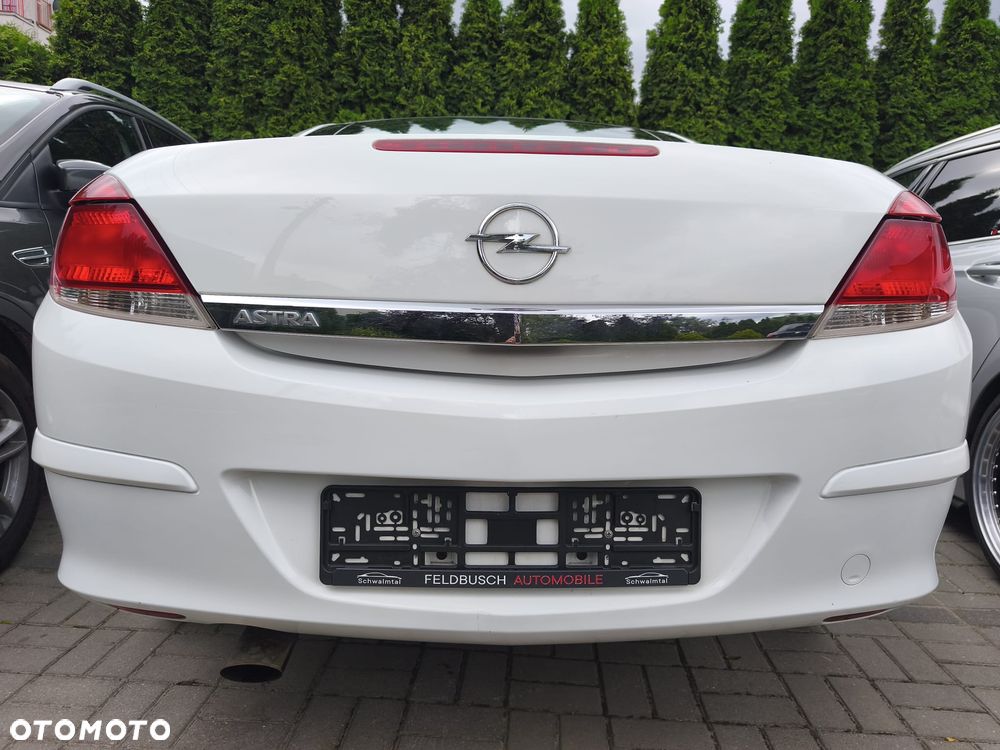 Opel Astra 1.8 Cosmo - 11