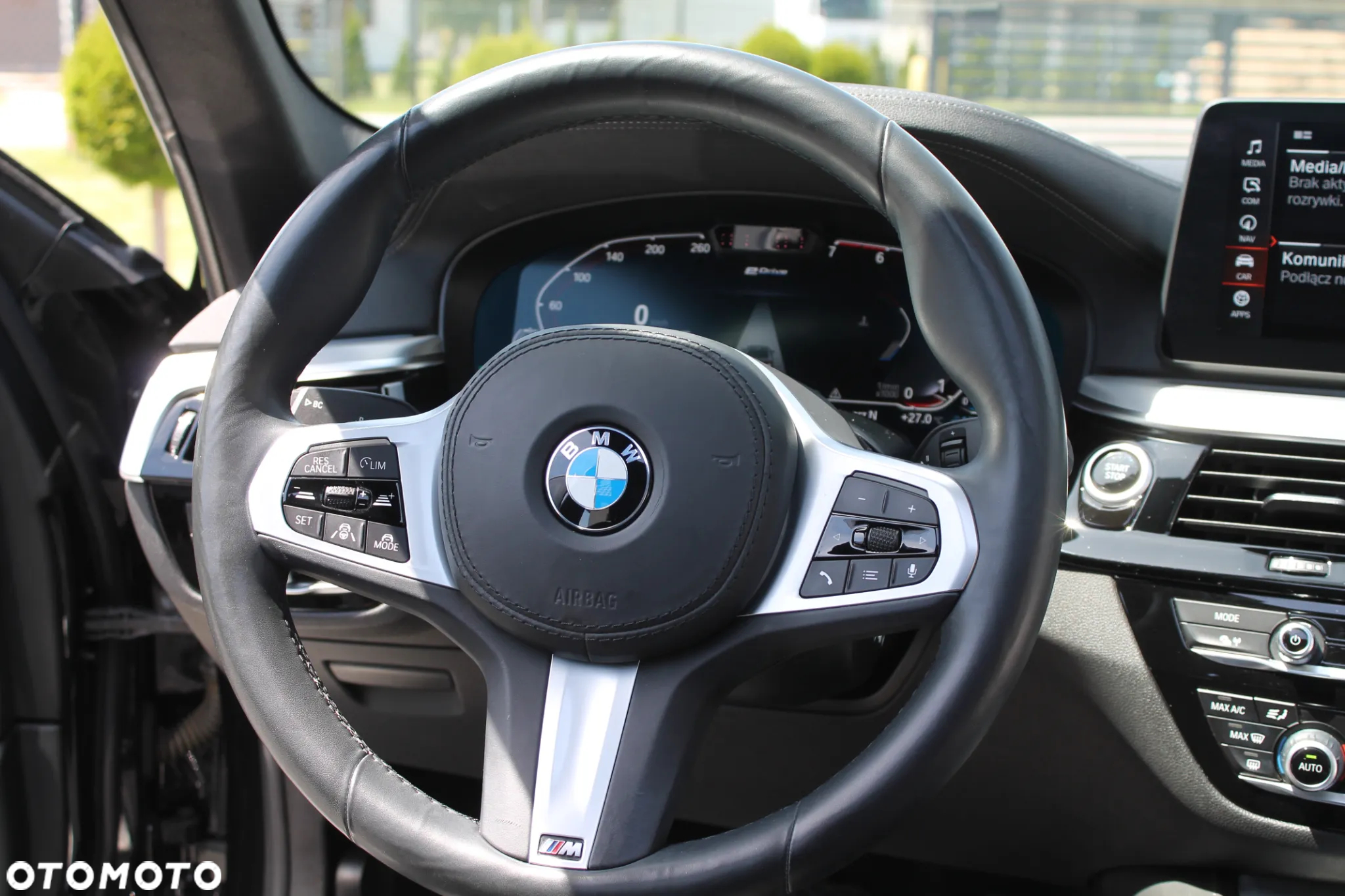 BMW Seria 5 530e Luxury Line - 18