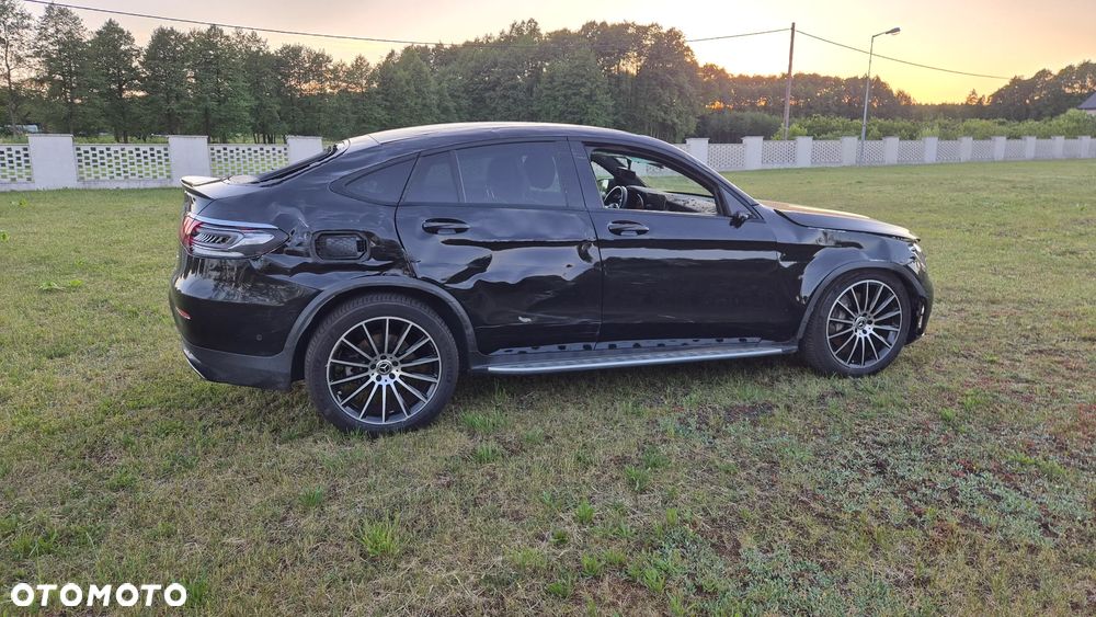 Mercedes-Benz GLC 300 d 4Matic 9G-TRONIC AMG Line - 9