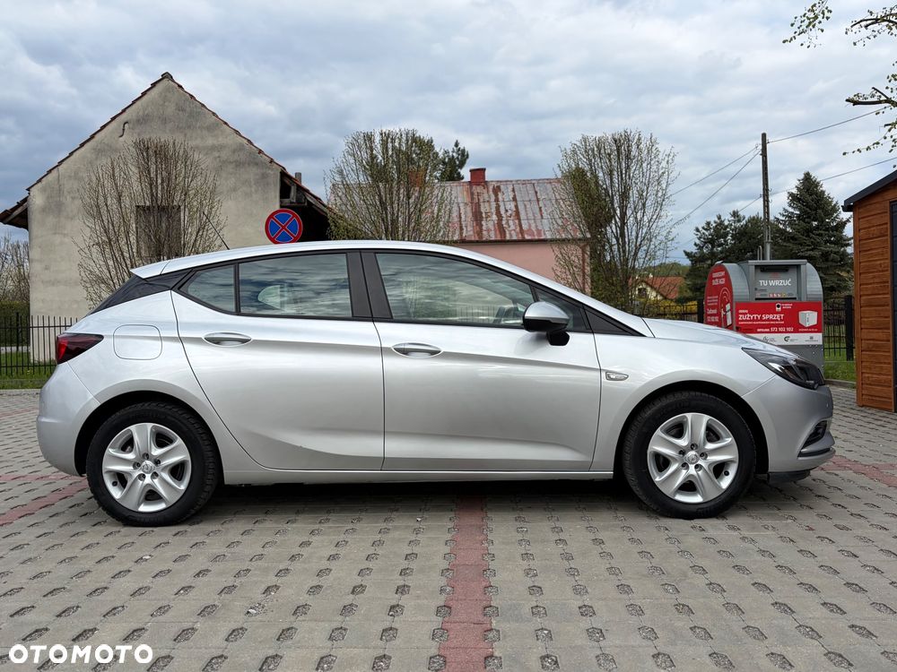 Opel Astra 1.0 T Dynamic S&S - 11