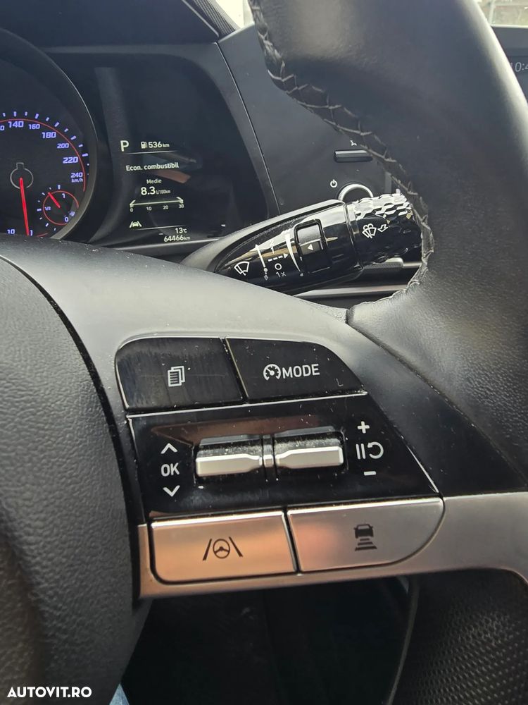 Hyundai Elantra 1.6 l 123 CP CVT Comfort - 15