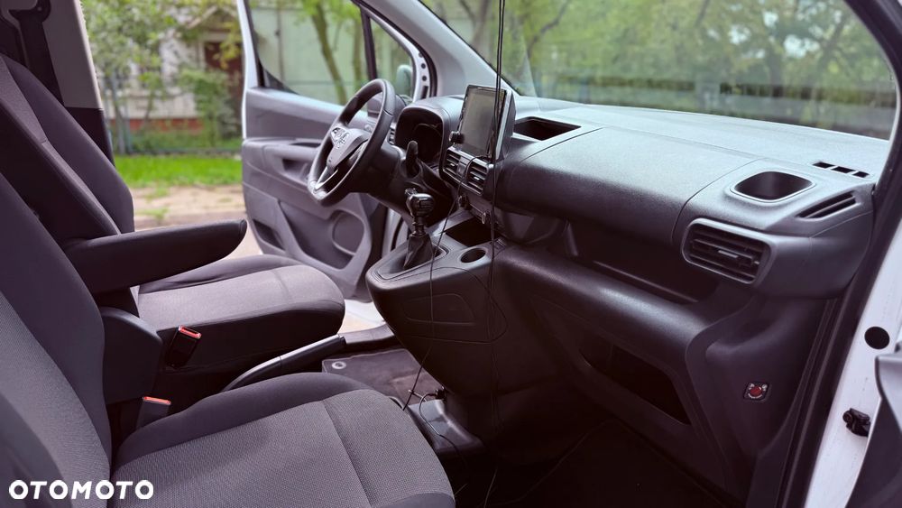 Opel Combo - 11