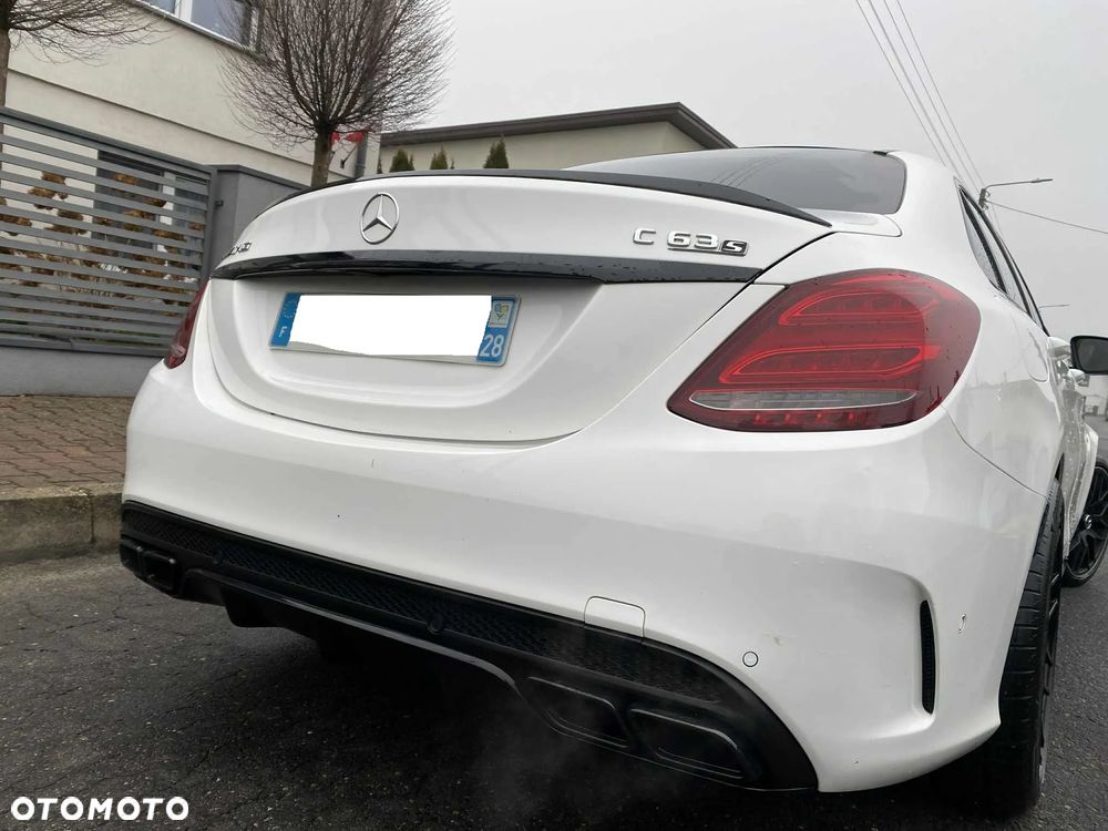 Mercedes-Benz Klasa C AMG 63 S AMG Speedshift 7G-MCT - 20