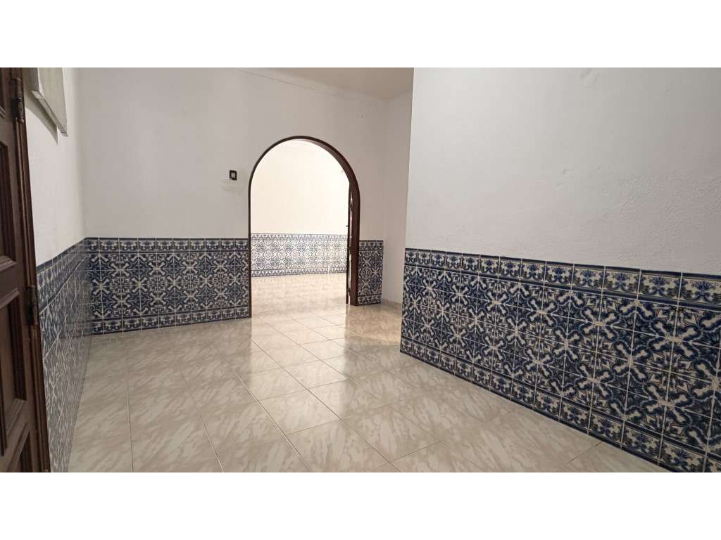 Apartamento T2 em Rio de Mouro com bom estado de conservação e exce... - Grande imagem: 4/20