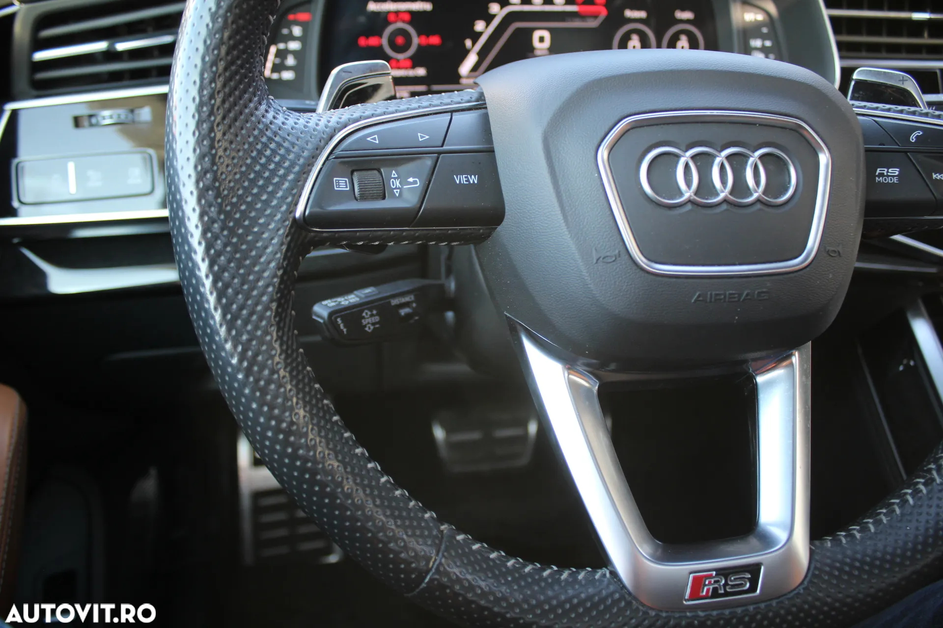 Audi RS Q8 - 7