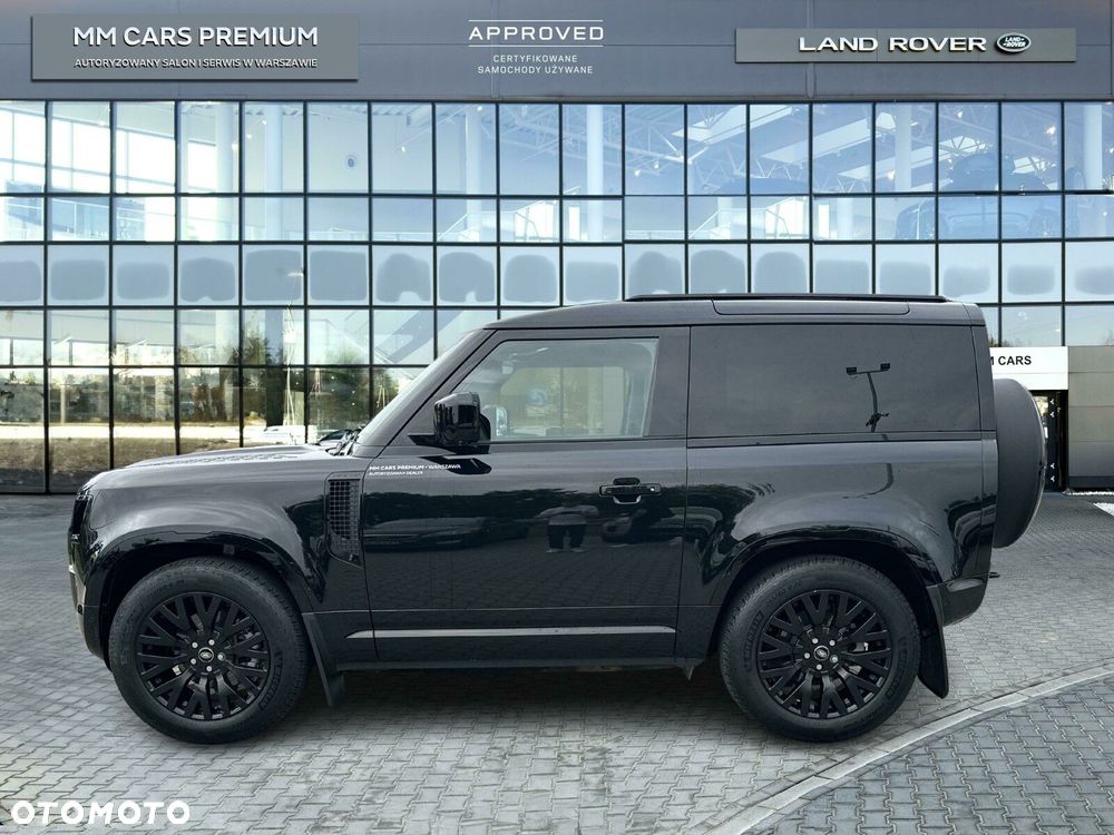 Land Rover Defender - 4