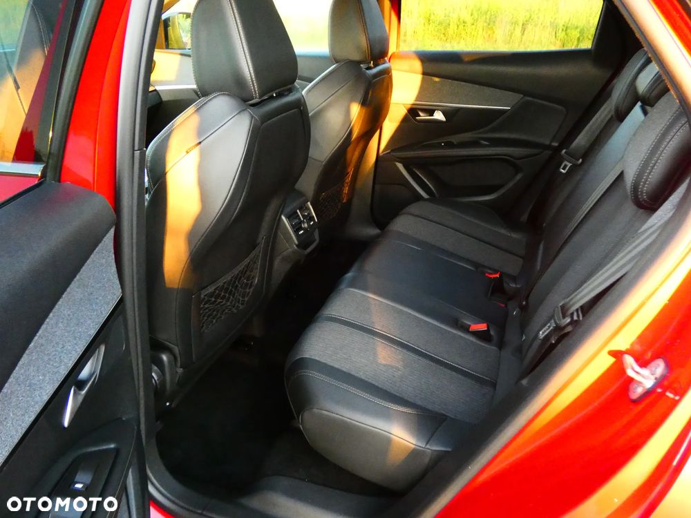 Peugeot 3008 - 16