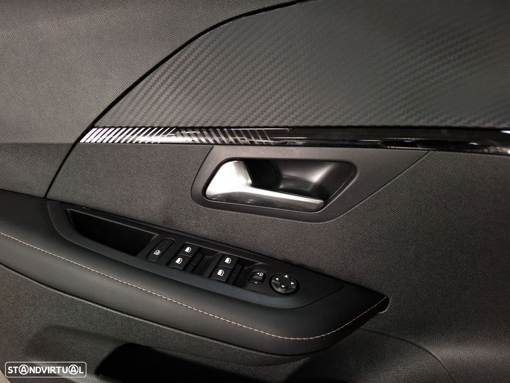 Peugeot 208 1.2 Hybrid Allure e-DCS6 - 21