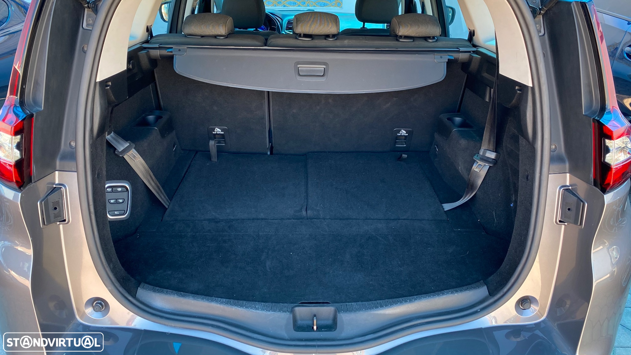 Renault Grand Scénic 1.6 dCi Intens SS - 43