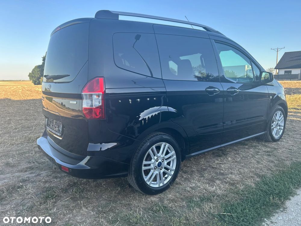 Ford Tourneo Courier 1.0 EcoBoost S&S Ambiente - 8