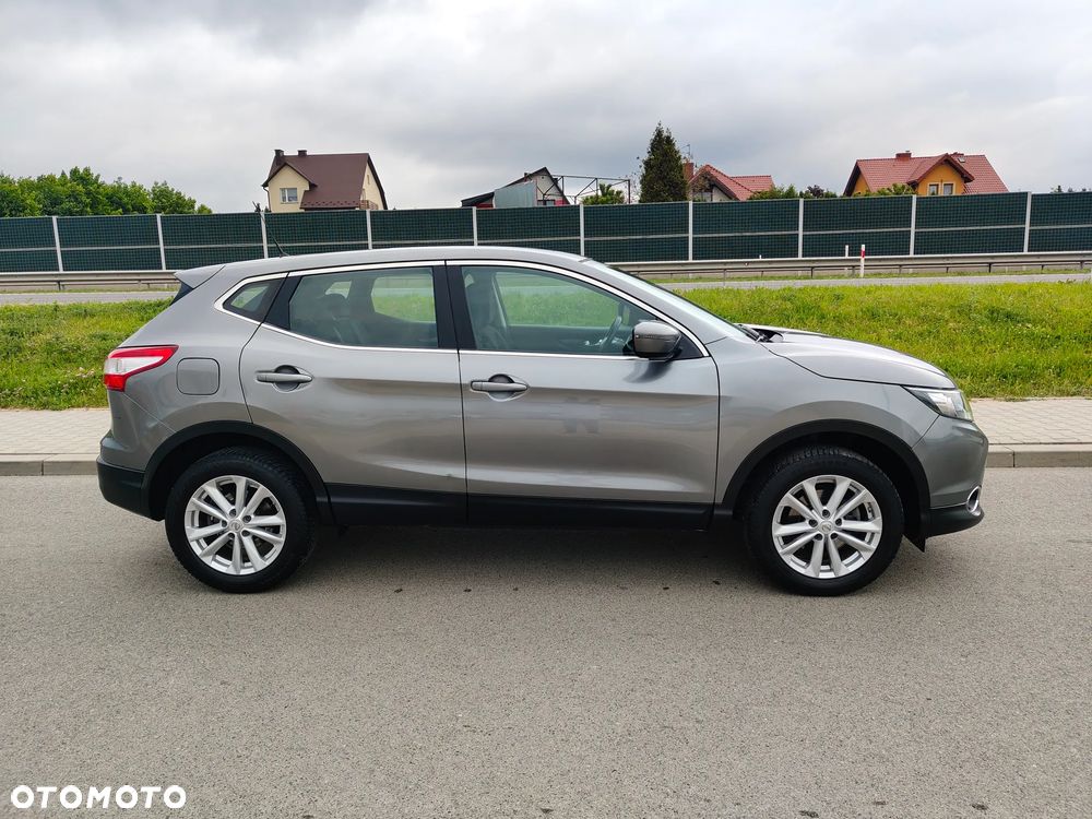 Nissan Qashqai 1.2 DIG-T Acenta EU6 - 29