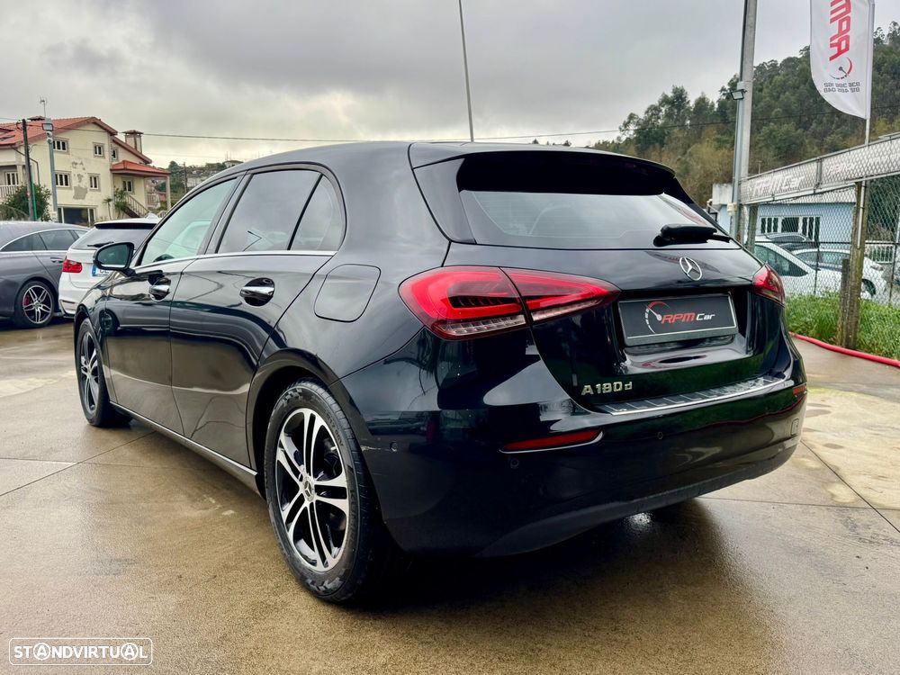 Mercedes-Benz A 180 d 7G-DCT AMG Line - 9