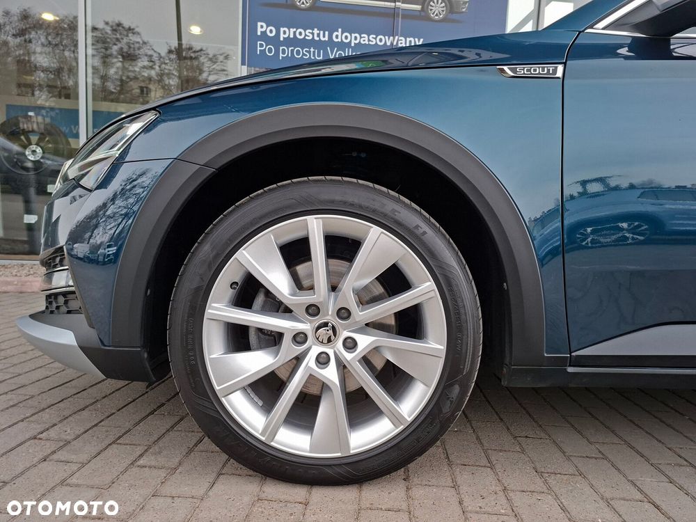 Skoda Superb 2.0 TDI SCR 4x4 Scout DSG - 10