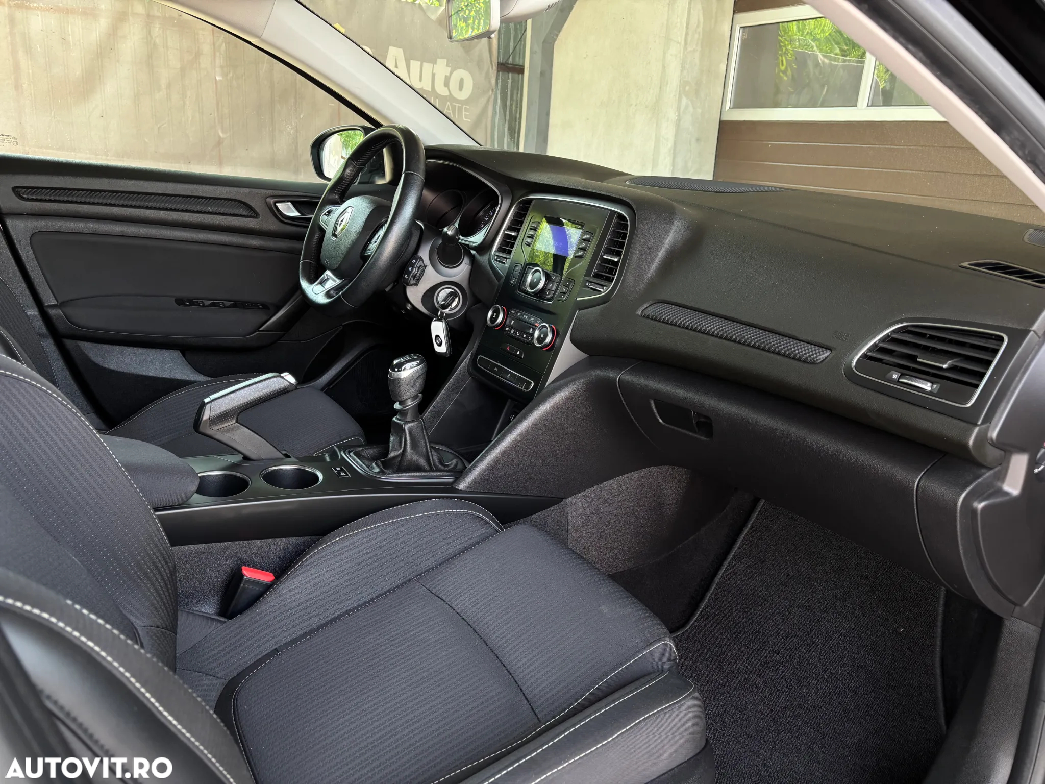 Renault Megane TCE GPF Zen - 15
