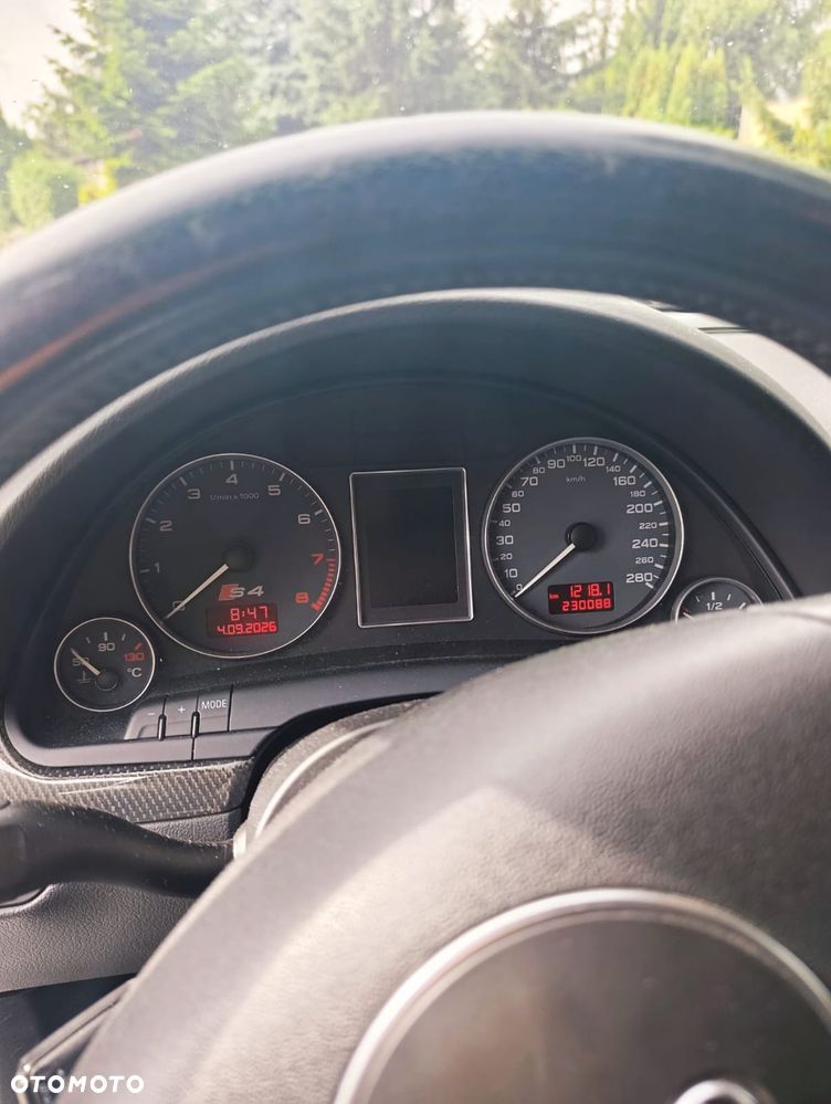 Audi S4 Avant - 9