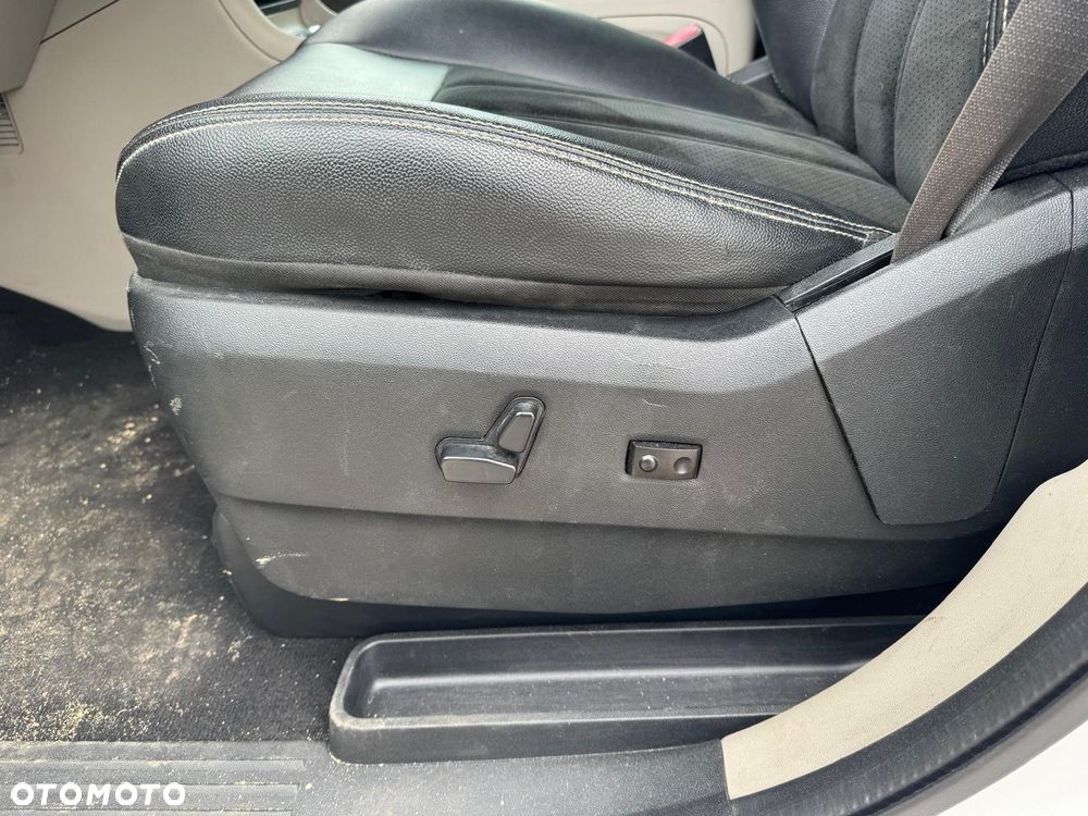 Dodge Grand Caravan 3.6 R/T - 10