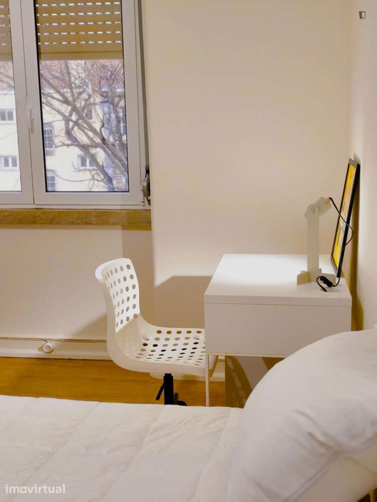 Quarto - localizado em Alvalade Lisbon - Grande imagem: 4/11