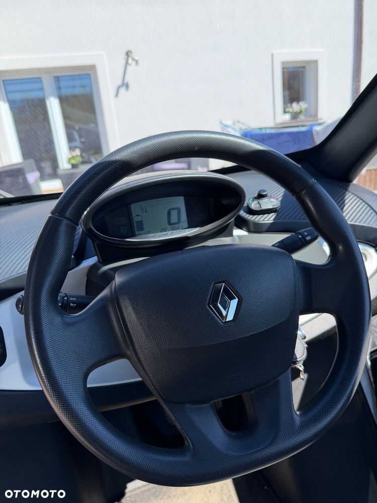 Renault Twizy LIFE - 12