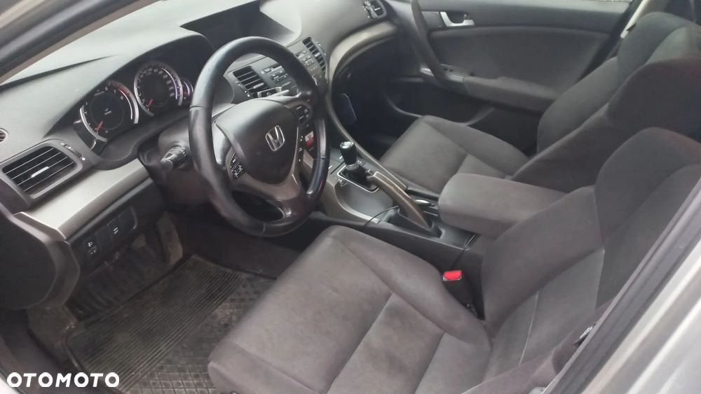 Honda Accord 2.0 Elegance Advantage - 11