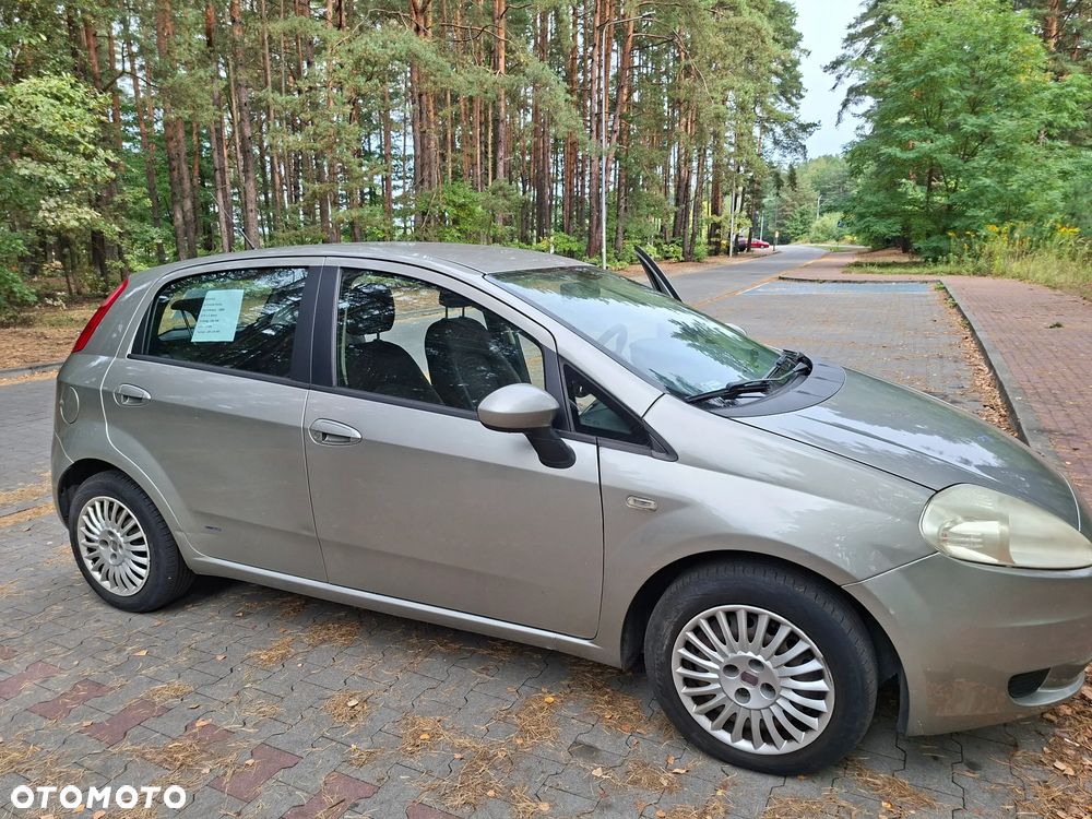 Fiat Grande Punto - 6