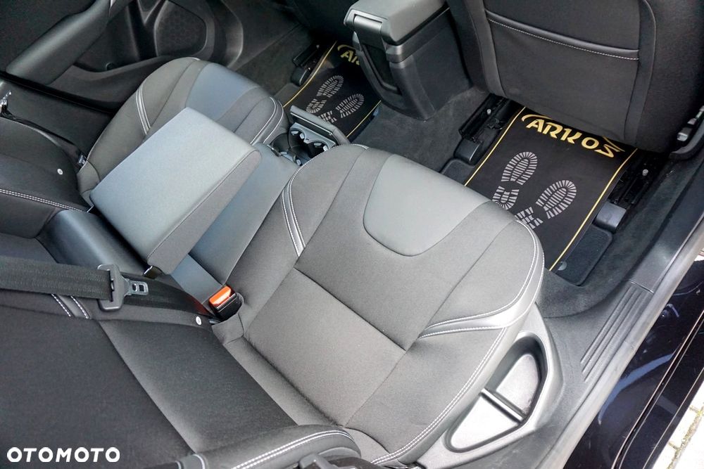 Volvo V40 T2 Drive-E Summum - 36