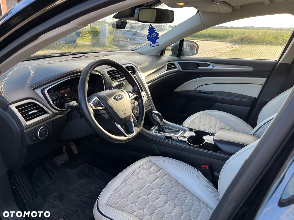 Ford Mondeo Vignale 2.0 TDCi 4WD PowerShift - 11
