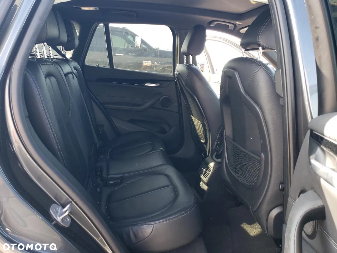 BMW X1 xDrive25i Advantage - 11