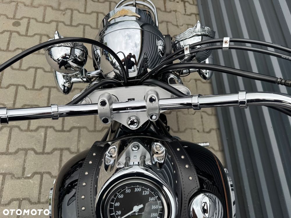 Suzuki VL 800 Volusia - 20