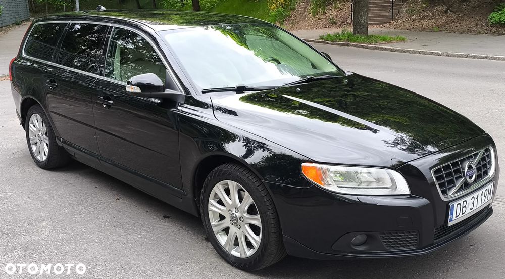 Volvo V70 D3 Momentum - 14