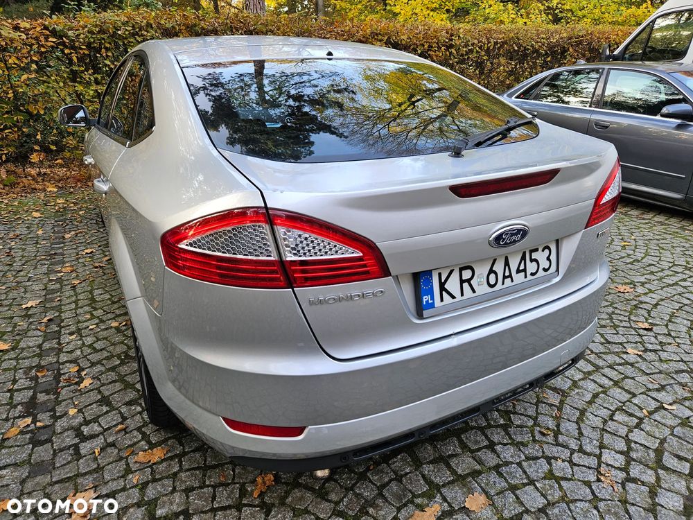 Ford Mondeo 2.0 TDCi Titanium - 8