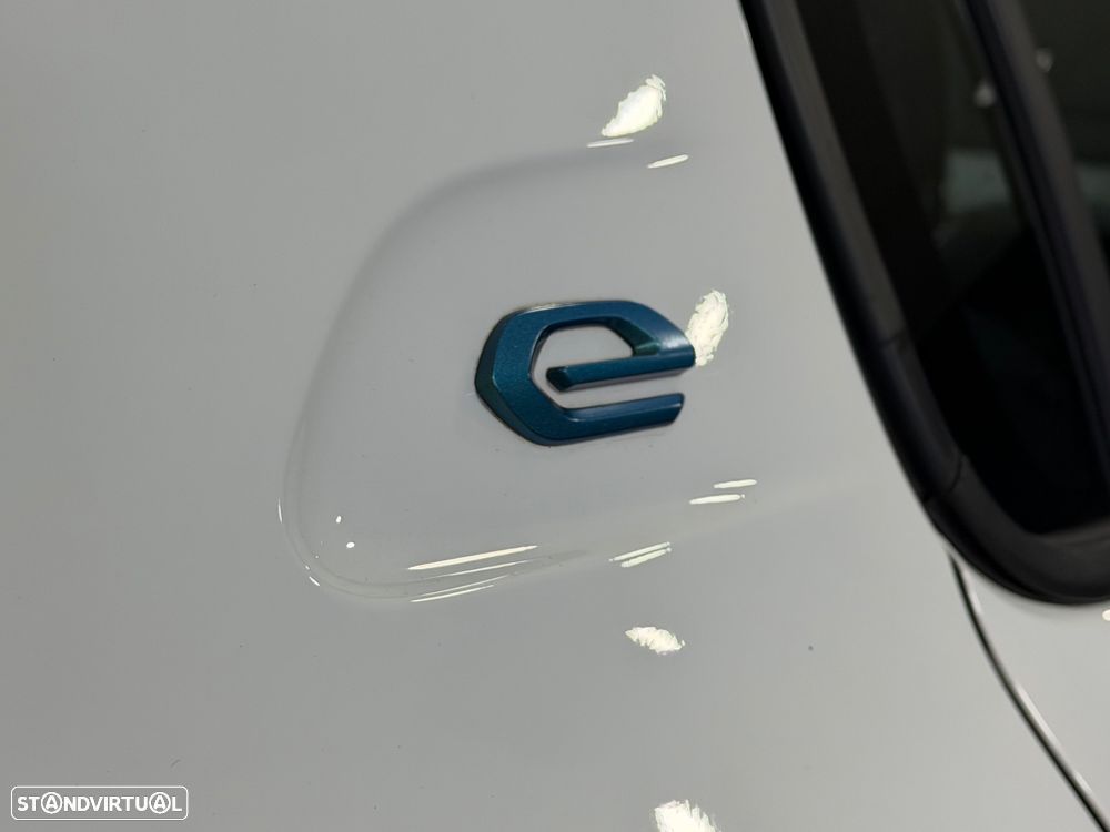 Peugeot e-208 Active Pack - 12