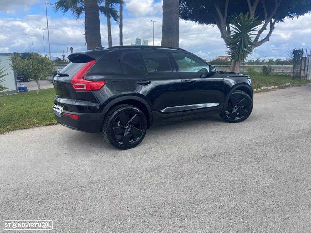 Volvo XC 40 2.0 B3 Black Edition - 27
