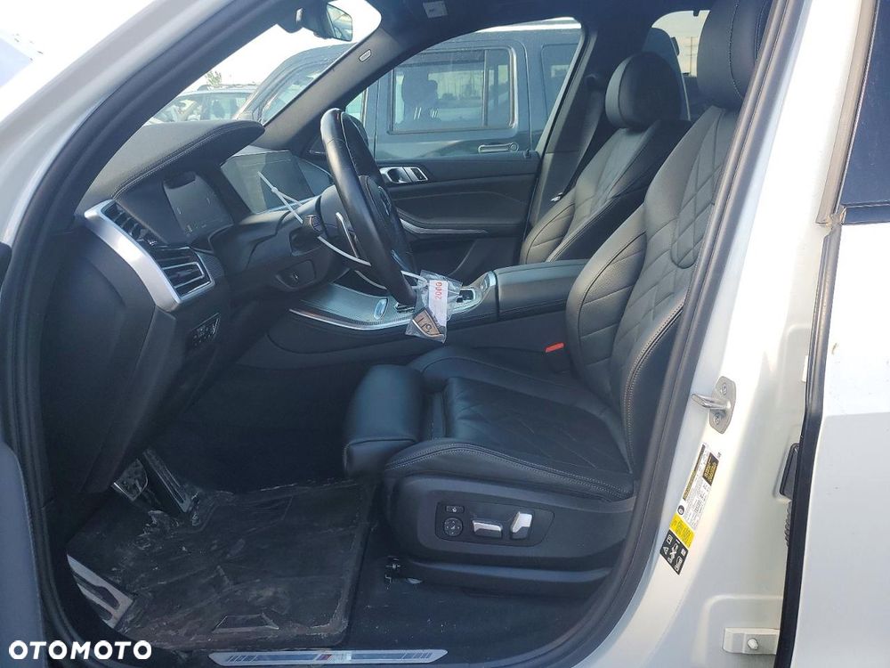 BMW X5 xDrive40i - 8