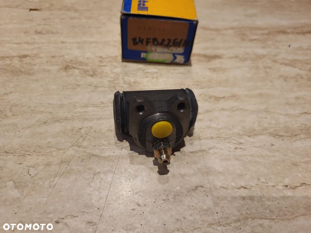 Cylinderek hamulcowy tył L/P FORD FIESTA I, FIESTA II, FIESTA III, FIESTA/HATCHBACK 0.9-1.6D 05.76-12.95 - 2