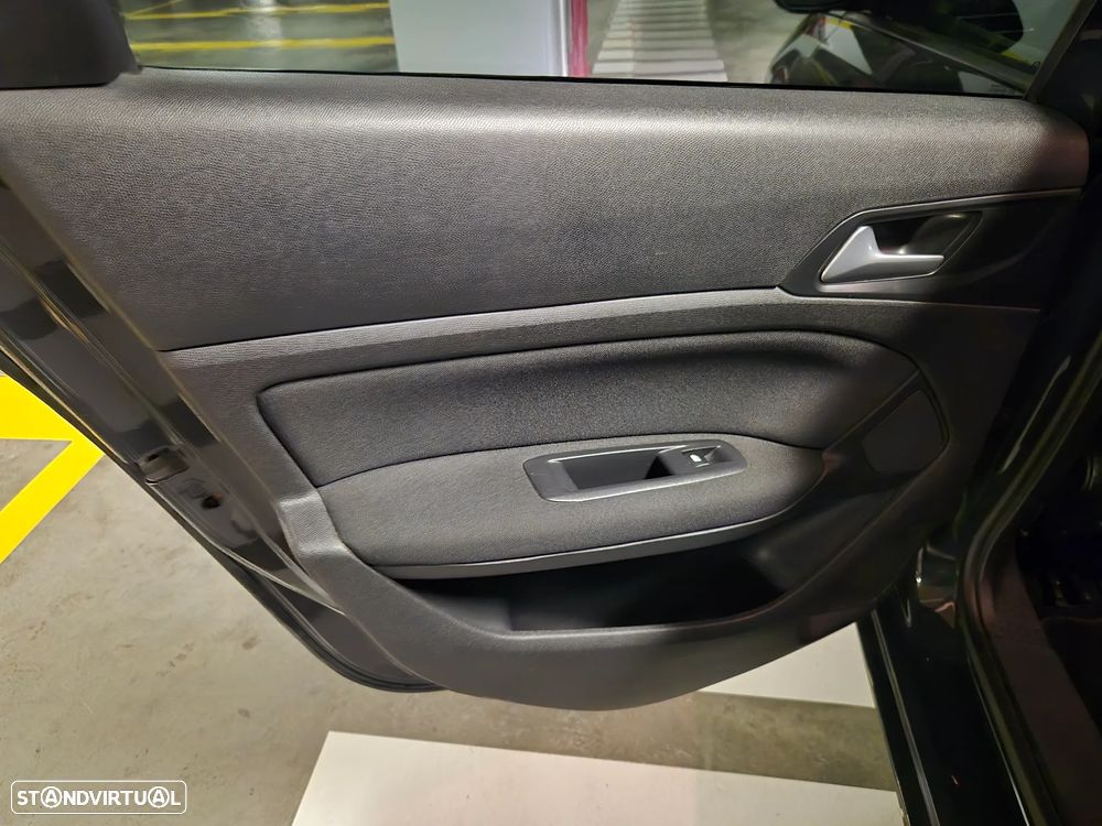 Peugeot 308 SW 1.6 BlueHDi Style - 32