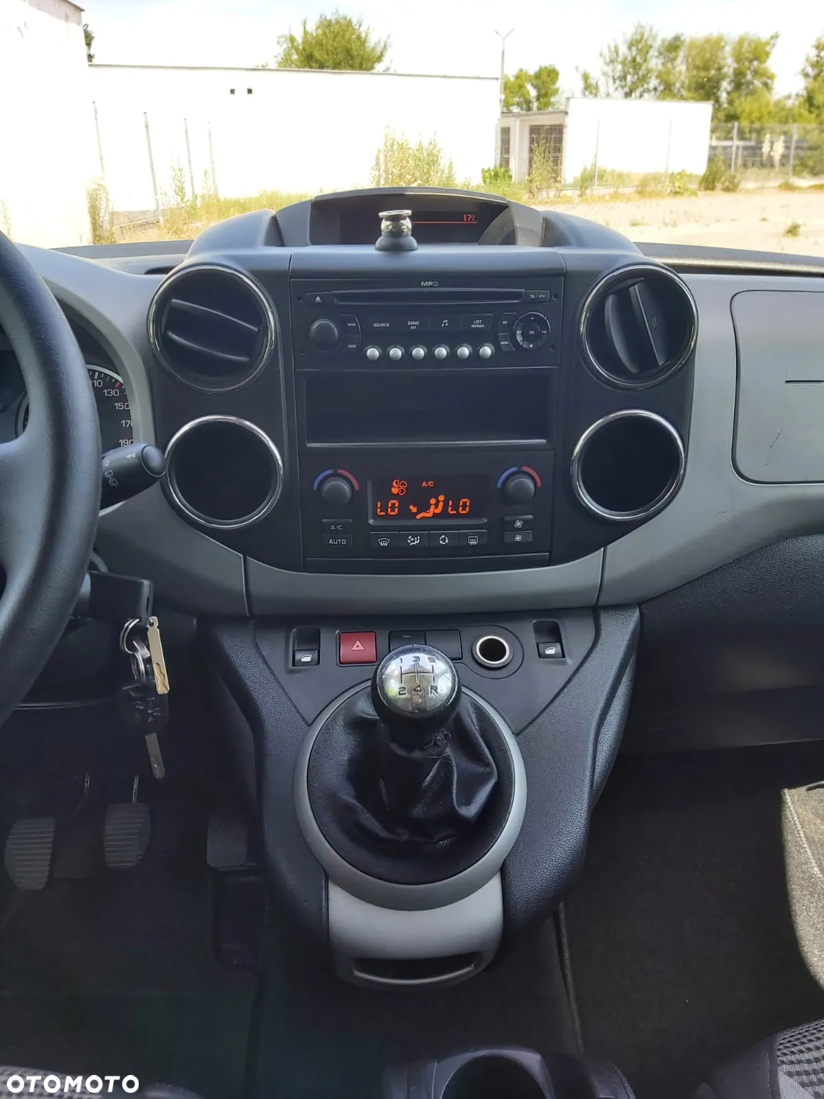 Peugeot Partner Tepee HDi FAP 110 Outdoor - 25