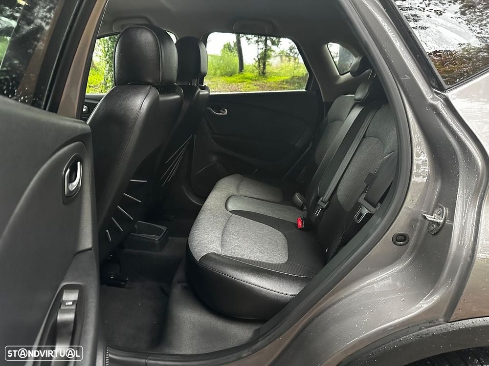 Renault Captur TCe 100 INTENS - 20