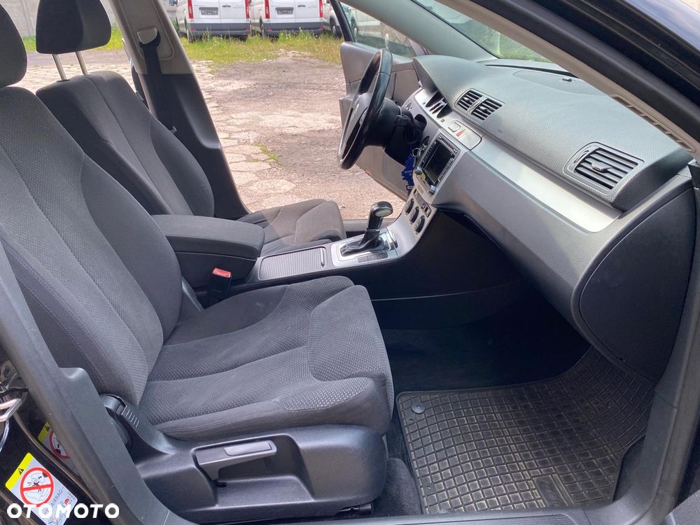 Volkswagen Passat 2.0 TDI DPF DSG Comfortline - 5
