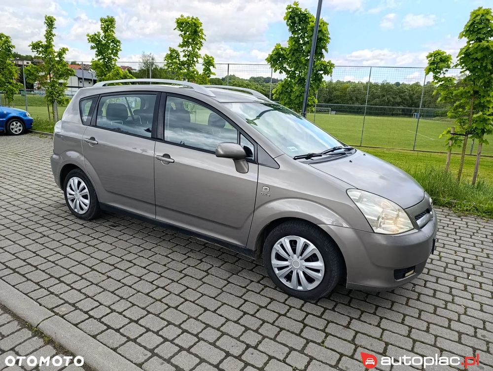 Toyota Corolla Verso 2.0 D-4D Prestige - 6