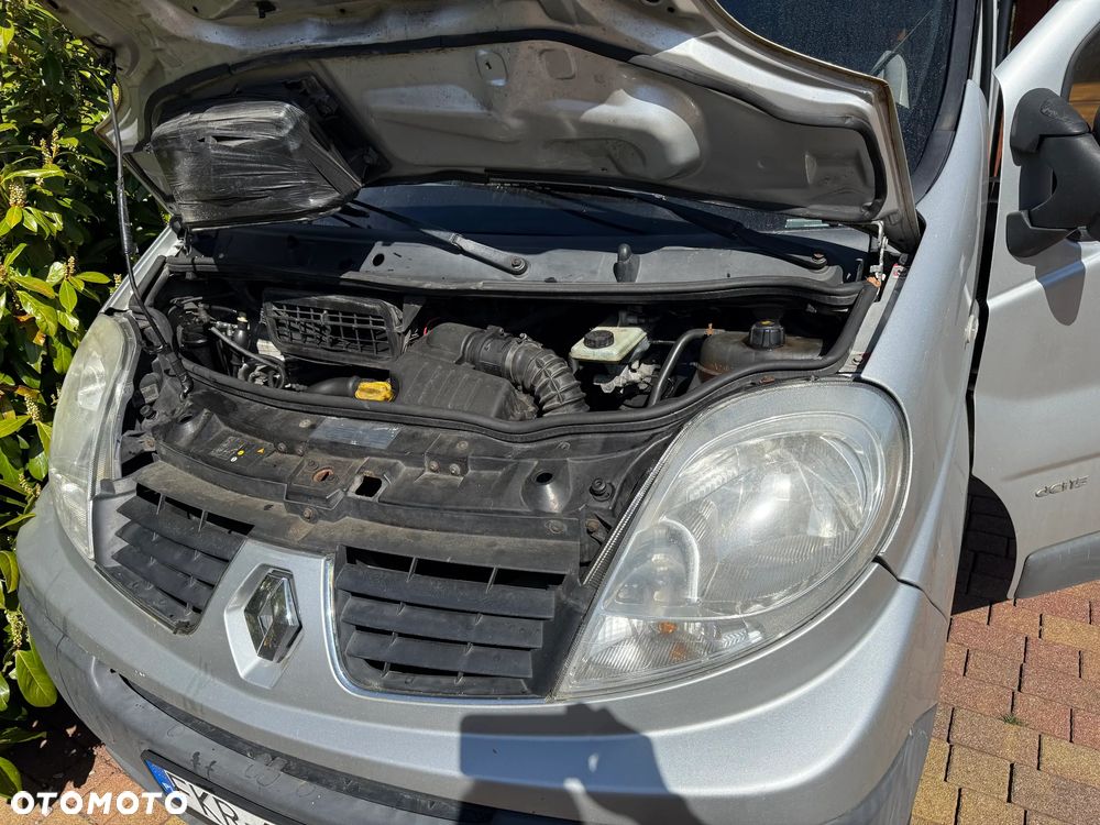 Renault Trafic - 8