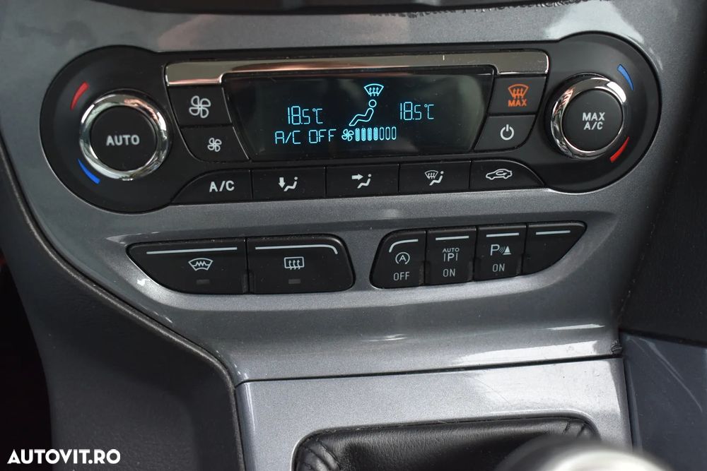 Ford Focus 1.6 TDCI DPF Start-Stopp-System Titanium - 9