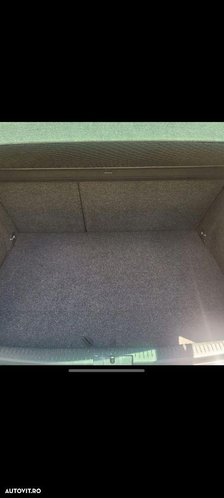 Volkswagen Golf 2.0 TDI United - 7