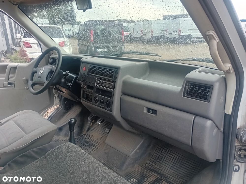 Volkswagen Transporter - 13