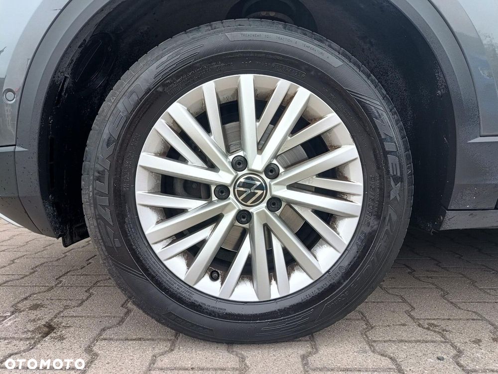 Volkswagen T-Roc 1.5 TSI Life DSG - 12