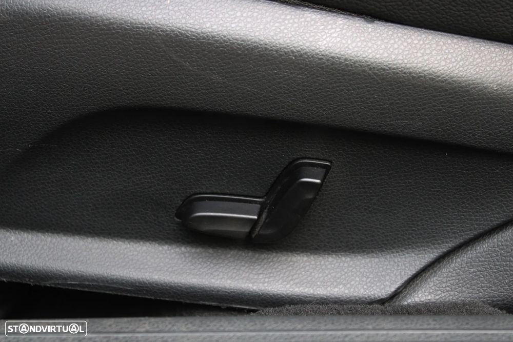 Mercedes-Benz C 350 e - 46