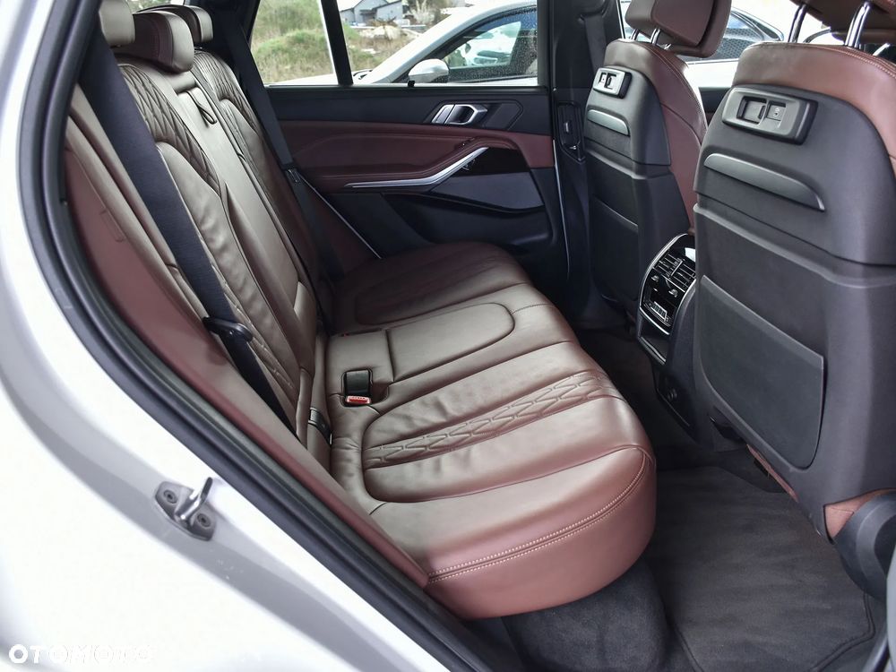 BMW X5 M M50d - 30
